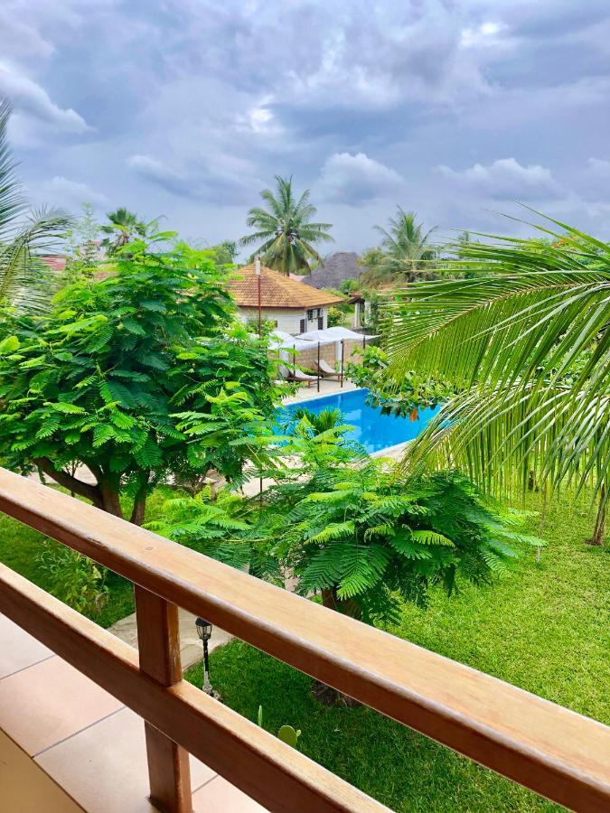 Flametree Beach Homes Diani Beach Esterno foto